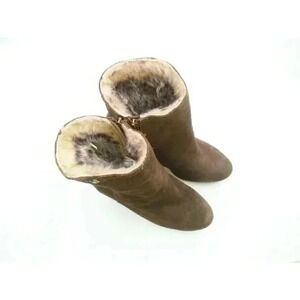 Calvin Klein Odelle Brown Suede Booties Ankle Fur Lined Size 8 Side Zip Winter